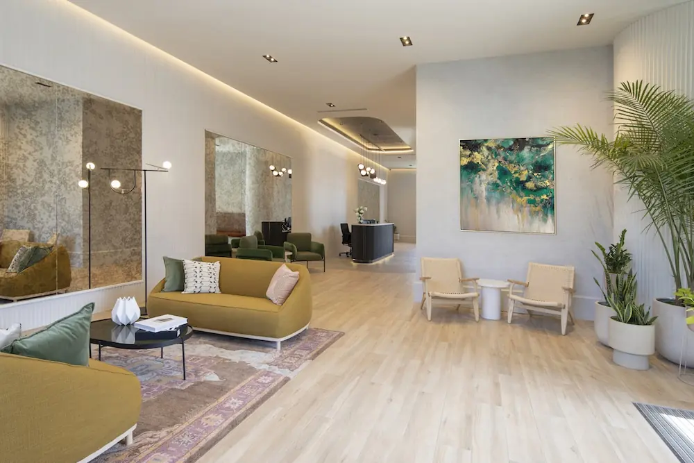 The Piazza lobby — image 5